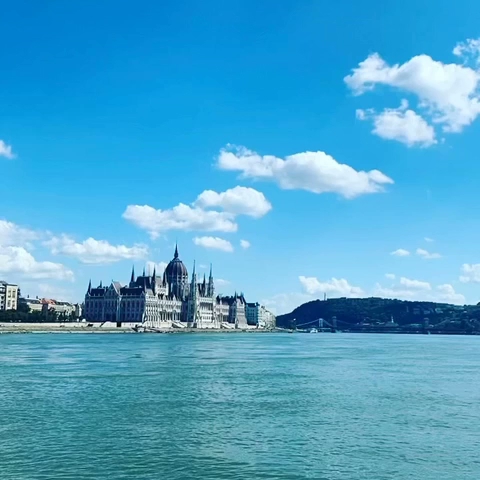 VoyageOn Travel Budapest - Budapest