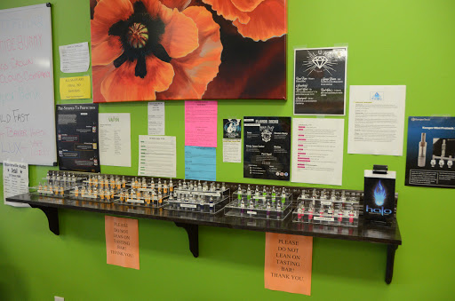 Vaporizer Store «Discover Vapin», reviews and photos, 231 E High St, Mooresville, IN 46158, USA