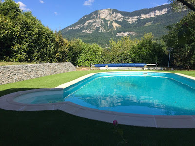GardenGrass Rhône-Alpes Gazon synthétique, ventes, poses et locations à Grésy-sur-Aix