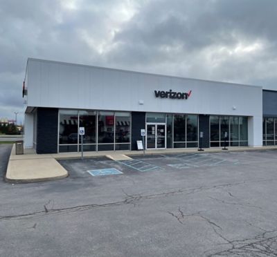 Cell Phone Store «Verizon», reviews and photos, 10651 E US Hwy 36 a, Avon, IN 46123, USA