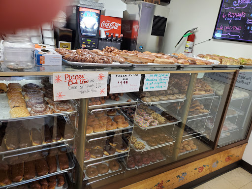 Donut Shop «St George Donut Shop», reviews and photos, 3012 S National Ave, Springfield, MO 65804, USA