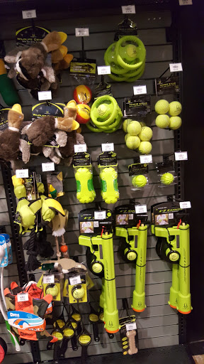 Outdoor Sports Store «Field & Stream», reviews and photos, 520 Clock Tower Way, Crescent Springs, KY 41017, USA