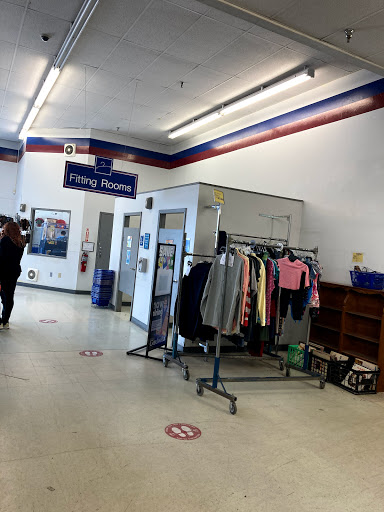Thrift Store «Goodwill Industries of Greater Cleveland & East Central Ohio», reviews and photos, 12650A Rockside Rd, Cleveland, OH 44125, USA
