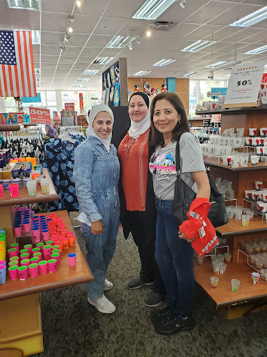 Gift Shop «U.S. Gift Factory», reviews and photos, 8145 International Dr #551, Orlando, FL 32819, USA