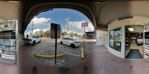 Tobacco Shop «Cloud 9 Smoke Shop», reviews and photos, 1431 Westheimer Rd, Houston, TX 77006, USA