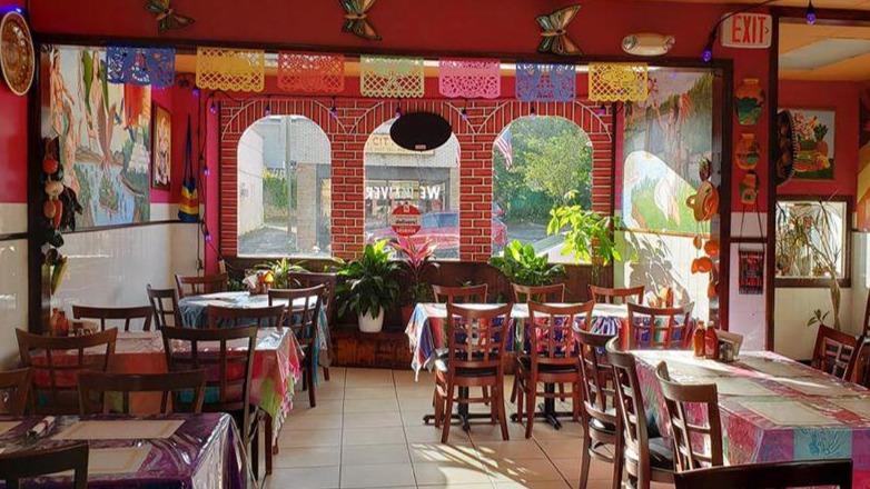 Los Carnales Mexican Restaurant 07034