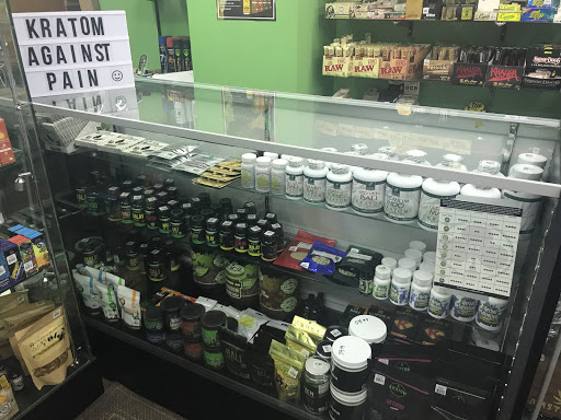 Vaporizer Store «South Side Smoke Shop», reviews and photos, 6240 S Pulaski Rd, Chicago, IL 60629, USA