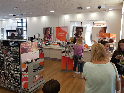 Hair Salon «Ulta Beauty», reviews and photos, 3203 Daniels Rd, Winter Garden, FL 34787, USA
