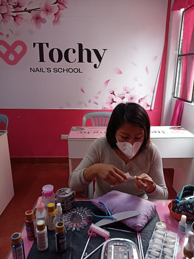 TOCHY NAIL'S SCHOOL