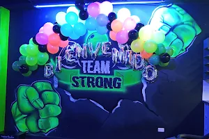 TeamStrong image