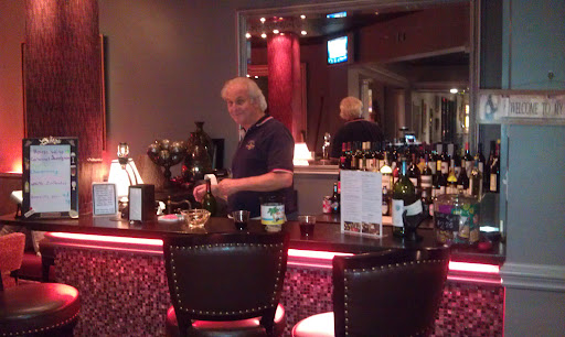 Movie Theater «Park Plaza Cinema», reviews and photos, 33 Office Park Rd #201, Hilton Head Island, SC 29928, USA