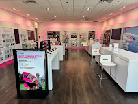 T-Mobile - Photo 4 - Car repair in Indio, CA, Indio