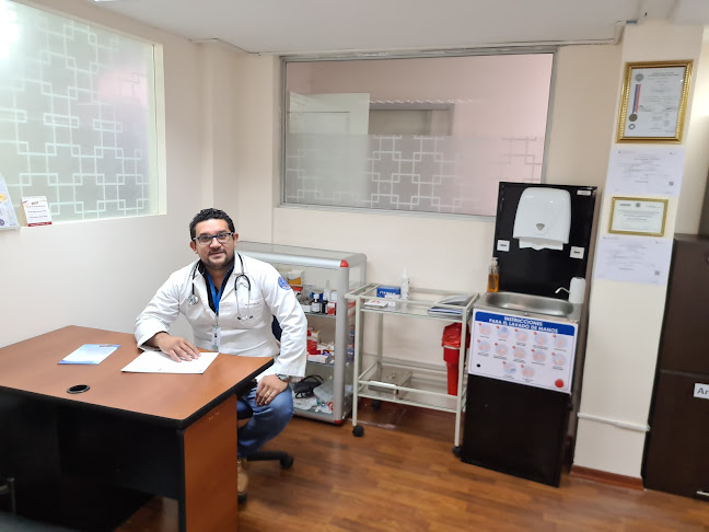 ALIVIAMED Cia. Ltda - Médico a Domicilio - Quito