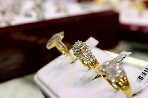 Jeweler «Casa De Oro Fine Jewelry», reviews and photos, 147 E Commerce St, San Antonio, TX 78205, USA