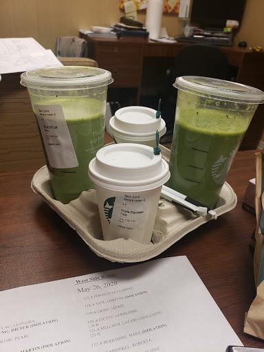 Coffee Shop «Starbucks», reviews and photos, 950 Sheridan Rd, Highwood, IL 60040, USA