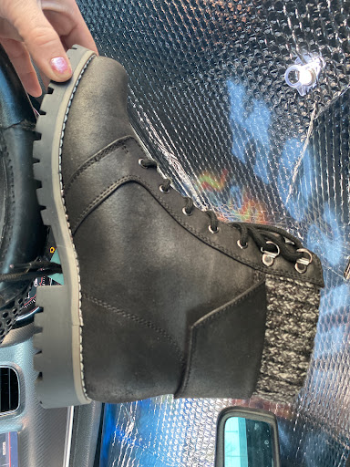 Shoe Store «Shoe Carnival», reviews and photos, 4636 S Scatterfield Rd, Anderson, IN 46013, USA