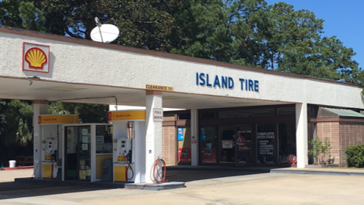 Island Tire & Automotive Services, 4 Palmetto Bay Rd, Hilton Head Island, SC 29928, USA, 