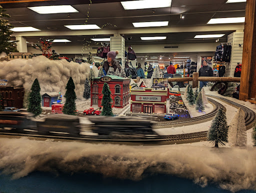 Clothing Store «L.L. Bean», reviews and photos, 95 Main St, Freeport, ME 04032, USA