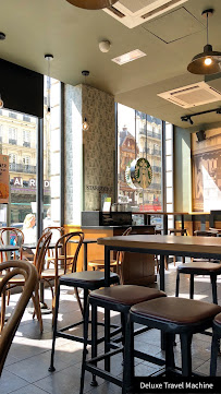 Atmosphère du Café Starbucks à Paris - n°3