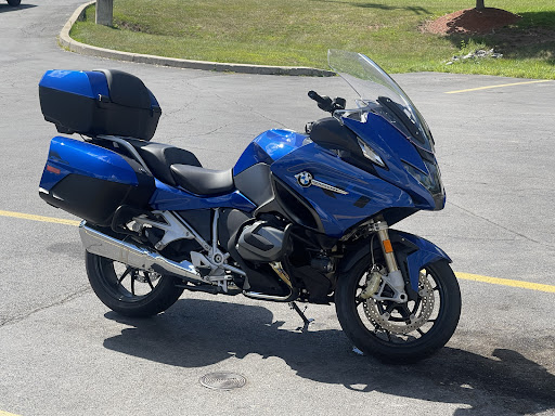 BMW Motorcycle Dealer «Max BMW Motorcycles», reviews and photos, 209 Lafayette Rd, North Hampton, NH 03862, USA