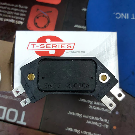 Auto Parts Store «National Sunshine Auto Parts», reviews and photos, 3051 NW 27th Ave, Miami, FL 33142, USA