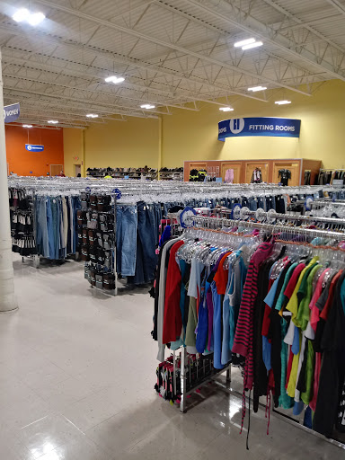 Thrift Store «Goodwill - Eagan», reviews and photos, 1247 Northwood Pkwy, Eagan, MN 55121, USA