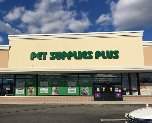 Pet Supply Store «Pet Supplies Plus», reviews and photos, 375 Paterson Ave #105, Wallington, NJ 07057, USA