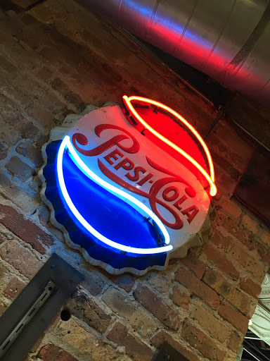 Clothing Store «E Street Denim Co Inc», reviews and photos, 1876 1st St, Highland Park, IL 60035, USA