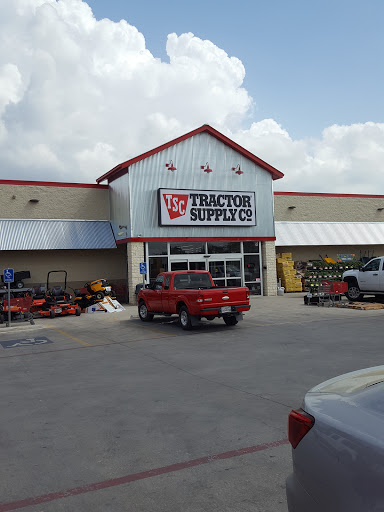 Home Improvement Store «Tractor Supply Co.», reviews and photos, 11946 Leslie Rd, Helotes, TX 78023, USA