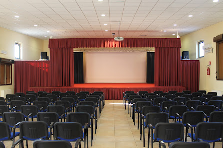 Sala Teatro Gabrieli Ex Strada Statale per Putignano, 70015 Noci BA, Italia