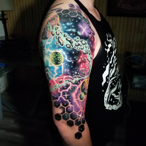 Tattoo Shop «Olympus Ink Tattoo», reviews and photos, 1501 SW 21st St #117, Topeka, KS 66604, USA