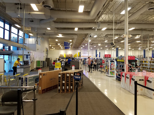 Electronics Store «Best Buy», reviews and photos, 12989 Park Plaza Dr, Cerritos, CA 90703, USA