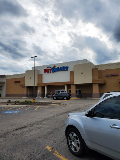 Pet Supply Store «PetSmart», reviews and photos, 976 IL-59, Aurora, IL 60504, USA