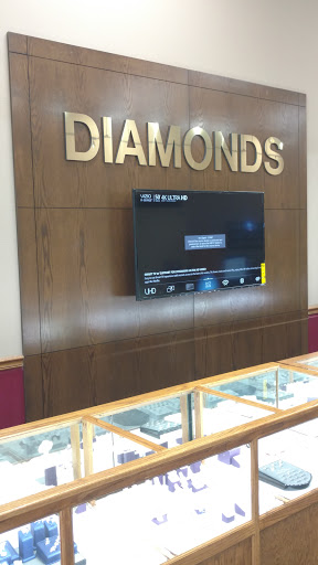Jewelry Designer «Fiscus Diamond Jewelers», reviews and photos, 1701 SE Delaware Ave # 250, Ankeny, IA 50021, USA