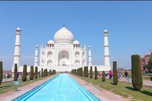 Taj Mahal Viewpoint image