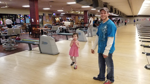 Bowling Alley «Game of Wickliffe», reviews and photos, 28801 Euclid Ave, Wickliffe, OH 44092, USA