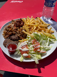 Plats et boissons du Restaurant de hamburgers Enjoy’s Burger à Cesson-Sévigné - n°9