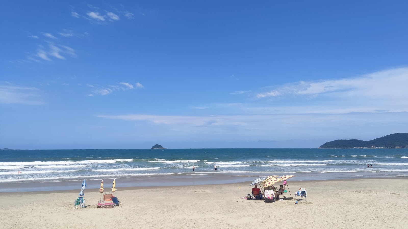 Ubatuba Plajı'in fotoğrafı düz ve uzun ile birlikte