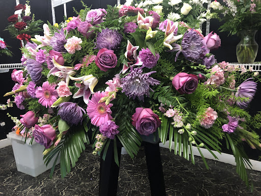 Alans AAA Florist image