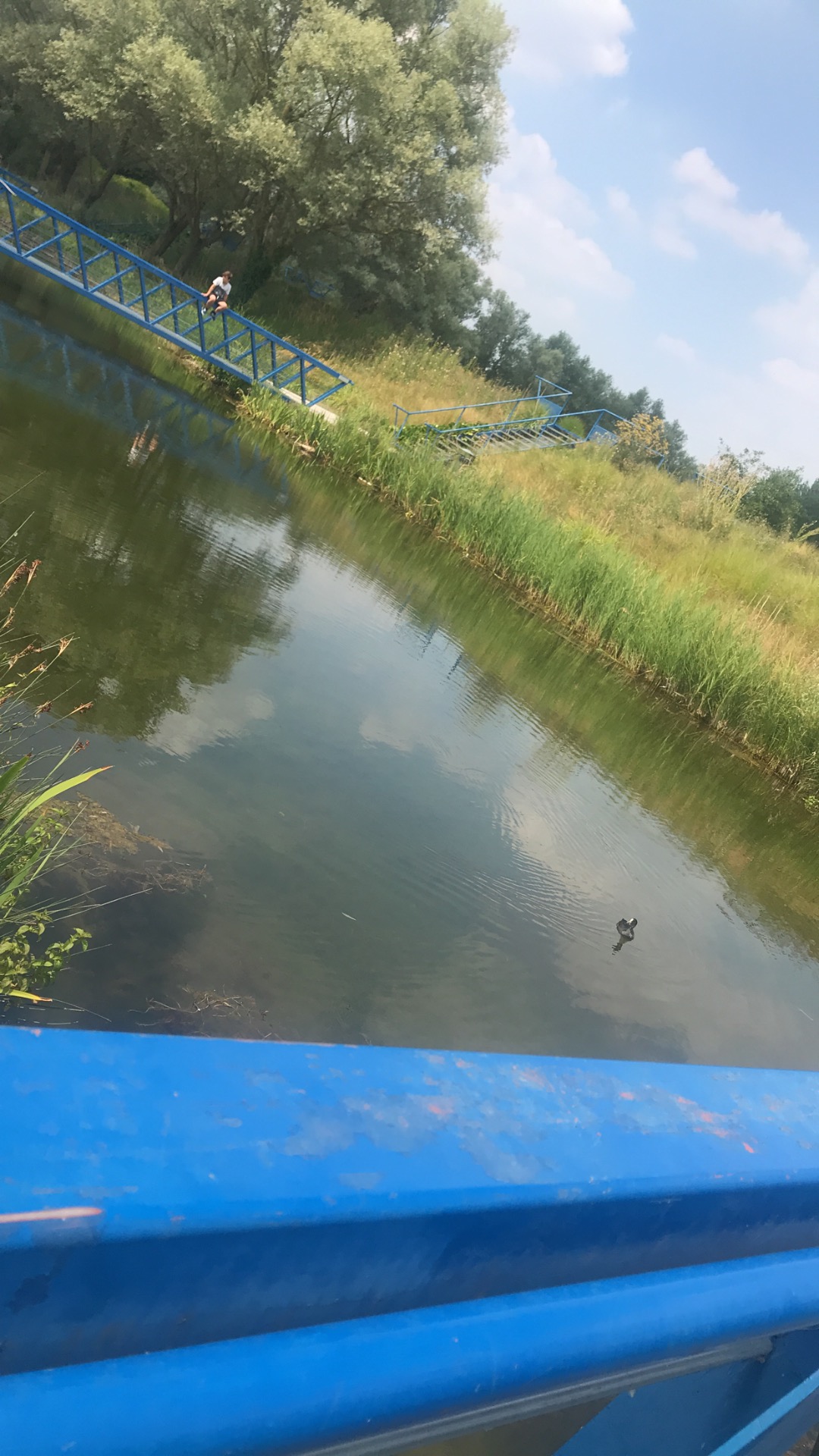 Photo n° 3 de l'avis de Emi. fait le 02/08/2018 à 20:20