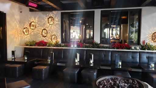 Shopping Mall «Crystal Cove Shopping Center», reviews and photos, 7845-8085 East Coast Hwy, Newport Beach, CA 92657, USA