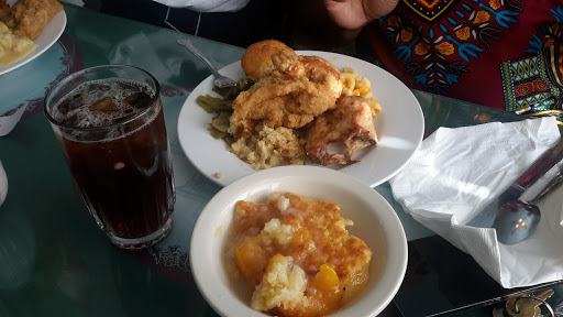 Southern Restaurant (US) «Blue Willow Inn Restaurant & Gift Shop», reviews and photos, 294 N Cherokee Rd, Social Circle, GA 30025, USA