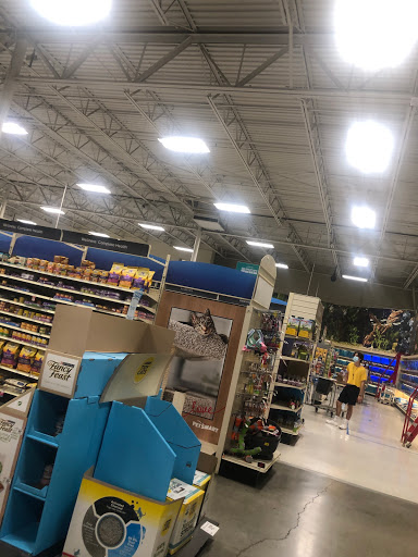 Pet Supply Store «PetSmart», reviews and photos, 934 W Street Rd, Warminster, PA 18974, USA