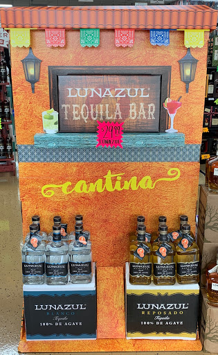 Liquor Store «19 Wine & Spirits», reviews and photos, 101 Verdae Blvd #190, Greenville, SC 29607, USA