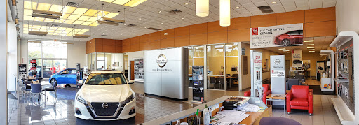 Nissan of Paris in Paris, Tennessee