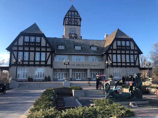 Assiniboine Park