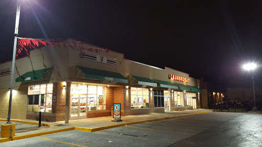 Laundromat «Metro Laundromat», reviews and photos, 1400 Rhode Island Ave NE, Washington, DC 20018, USA