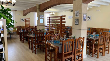 Restaurant Ca L,Amadeu - Plaça de la Font, S/N, 43311 Vilanova d,Escornalbou, Tarragona, Spain