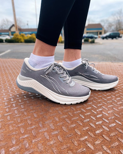 Shoe Store «Roderer Shoe Center», reviews and photos, 316 E Stroop Rd, Dayton, OH 45429, USA