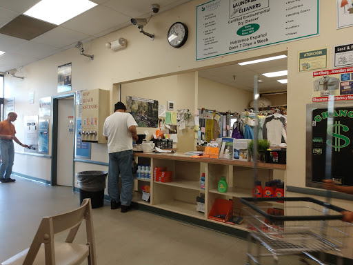 Dry Cleaner «Springfield Plaza Laundromat & Cleaners», reviews and photos, 7277 Commerce St, Springfield, VA 22150, USA